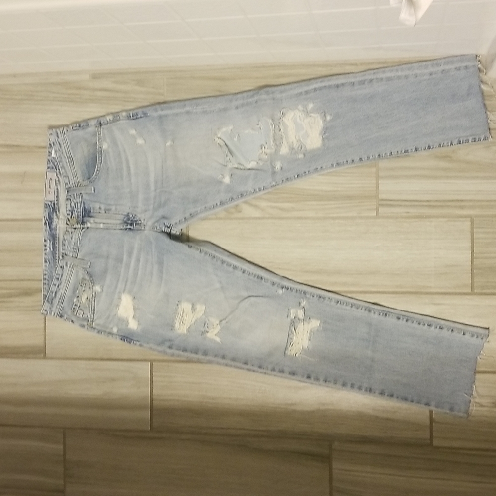 Tellis distressed 29" inseam, raw hem